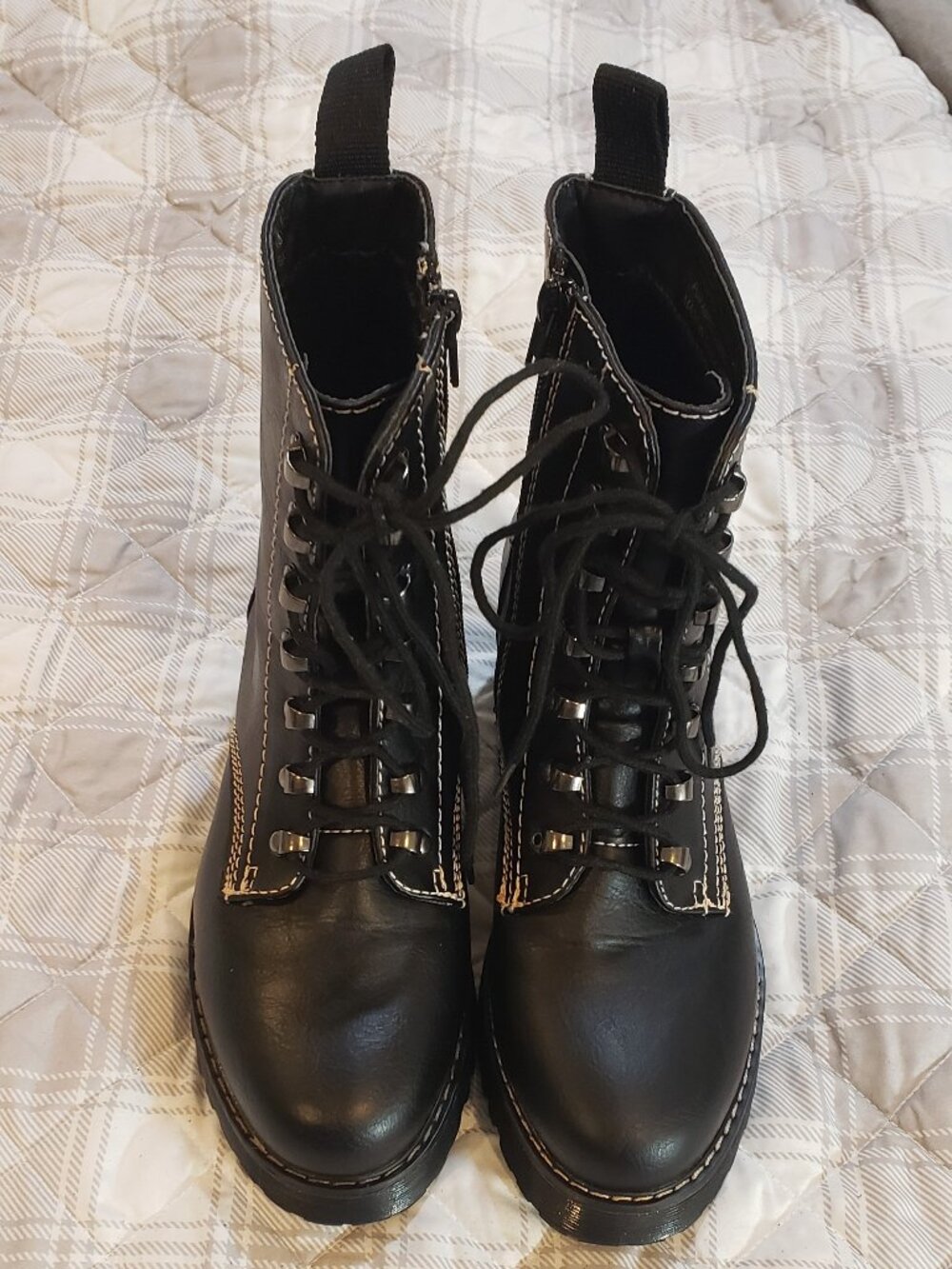 Madden Girl Hawke Fashion Combat boots Size 8M